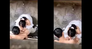 Quay lén em nữ học sinh bj cho anh người yêu trong hẻm